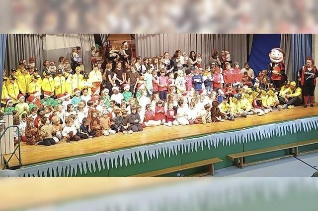 Nachwuchs turnt fr den Nikolaus