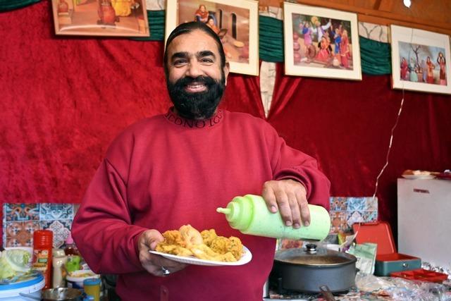 Wo es internationale Leckereien auf dem Freiburger Weihnachtsmarkt gibt