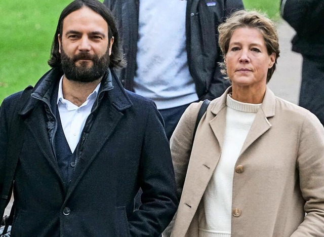 Prozesstag Nummer 25: Christina Block ...Ingo Bott auf dem Weg ins Landgericht.  | Foto: IMAGO/Breuel-Bild