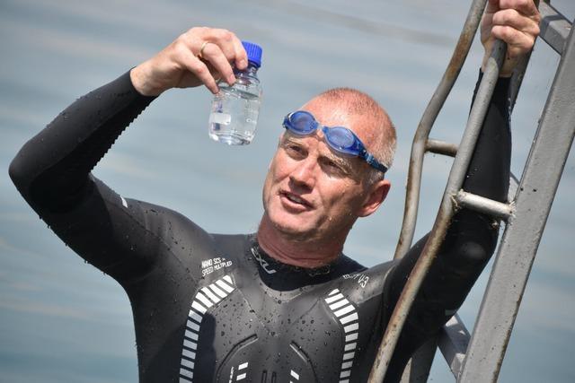 Rheinschwimmer Andreas Fath schreibt ber die Liebe zum Wasser