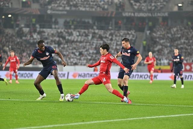 In berzahl kmpft sich der SC Freiburg gegen den RB Salzburg zum mhsamen Sieg