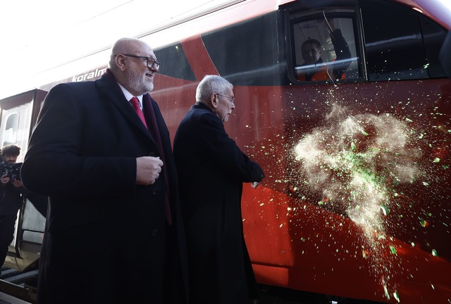 Der Bau hat rund 5,9 Milliarden Euro gekostet.  | Foto: Erwin Scheriau/APA/dpa