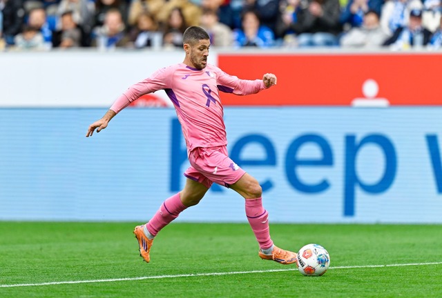 Der Offensivspieler w&uuml;rde gegen d...ndesligaspiel bestreiten. (Archivbild)  | Foto: Uwe Anspach/dpa