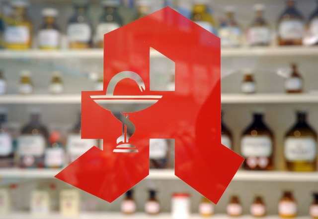 Nun will dm auch Apotheken Konkurrenz machen. (Archivbild)  | Foto: Uli Deck/dpa