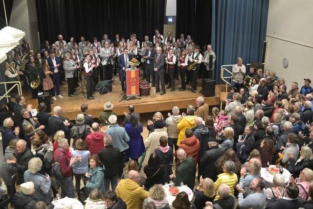 Alt-Stadtrte aus Staufen bitten Klger, die Wahlanfechtung zurckzunehmen