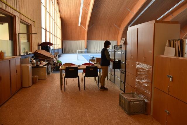 Aktenordner statt Aufschlag: Hinterzartens Verwaltung ist  jetzt in der Tennishalle zu Hause