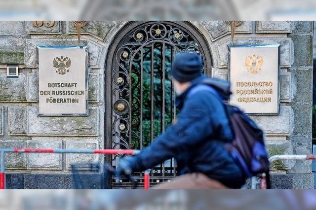 Regierung bestellt russischen Botschafter ein