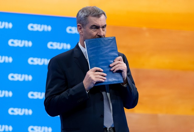 Was bedeuten die 83,6 Prozent f&uuml;r Markus S&ouml;der und die CSU?  | Foto: Sven Hoppe/dpa