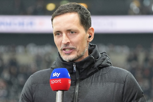 Ist mit der Entwicklung seines Teams nicht zufrieden: Dino Toppm&ouml;ller.  | Foto: Marc Sch&uuml;ler/dpa