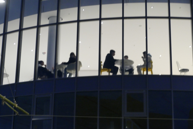 Weil Alternativen fehlen, hngen Jugendliche in Weil am Rhein hufig in den Einkaufscentern ab