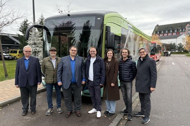 Jungfernfahrt fr den elektrischen Rust-Bus
