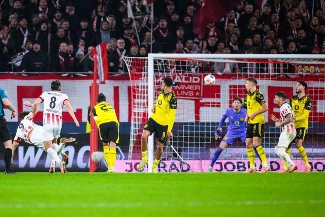 Dem SC Freiburg gelingt trotz berzahl nur ein Unentschieden gegen Dortmund