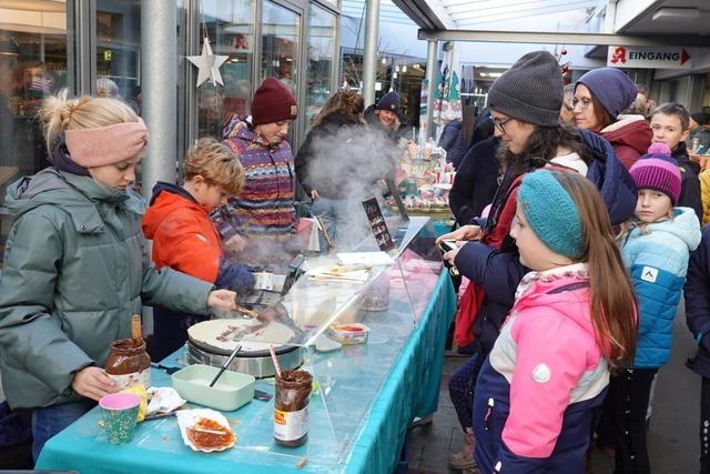 Weihnachtsmarkt in Rickenbach feiert Zehnjhriges mit fair gehandeltem Gebck und lokalen Hndlern