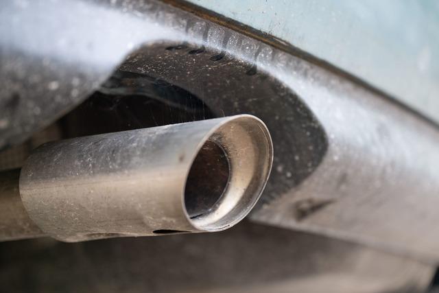 Ökonomen kritisieren Abkehr vom Verbrenner-Aus scharf