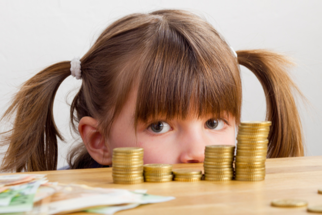 Geldanlage fr Kinder: Was bringen zehn Euro pro Monat vom Staat?