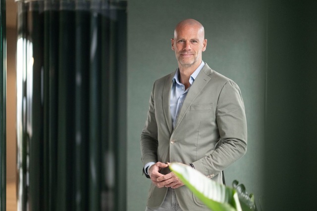 EY-Experte Constantin Gall: "All das s...die deutschen Autobauer". (Archivbild)  | Foto: Marijan Murat/dpa