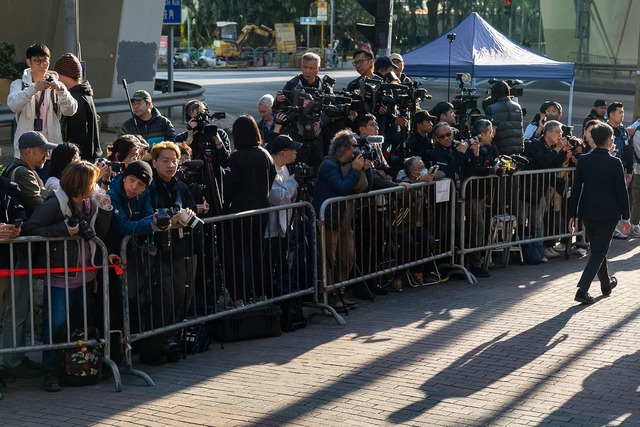 Das &ouml;ffentliche Interesse an dem Fall war gro&szlig;.  | Foto: Chan Long Hei/AP/dpa