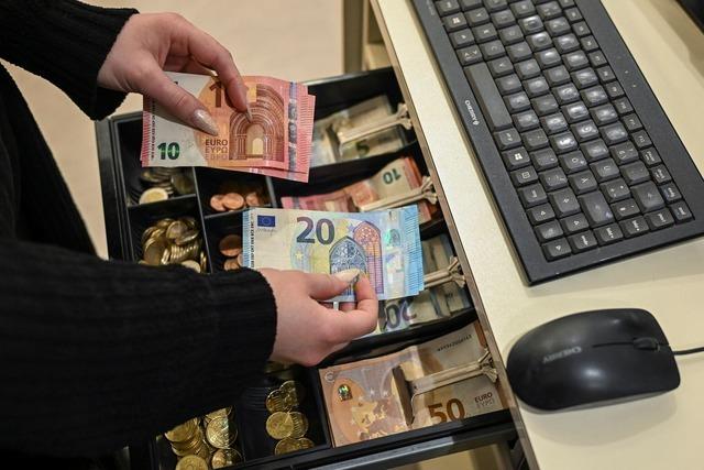 Bundesbank-Test: Barzahlung bei &Auml;mtern oft nicht m&ouml;glich