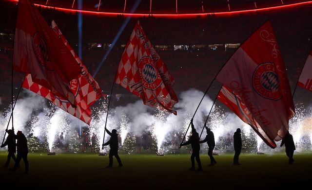 Der FC Bayern h&auml;tte lieber nach einem Sieg die Weihnachtsfeier genossen.  | Foto: Sven Hoppe/dpa