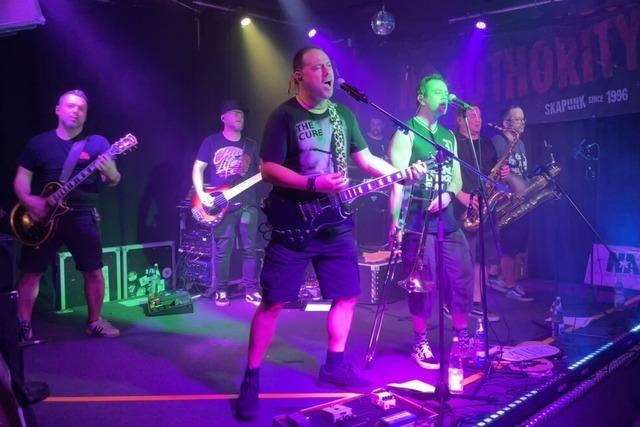 No Authority �berzeugt mit Ska-Punk im Rockcaf� Altdorf
