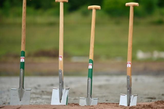 Zwei neue, private Wohnh�user entstehen in Nachverdichtung in M�nstertal