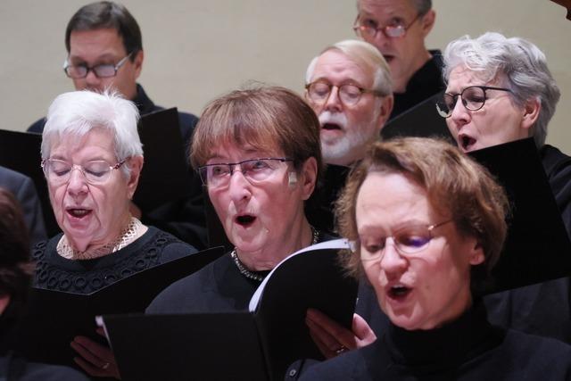 Motettenchor L�rrach begeistert mit Weihnachtskonzert in Steinen-Hofen