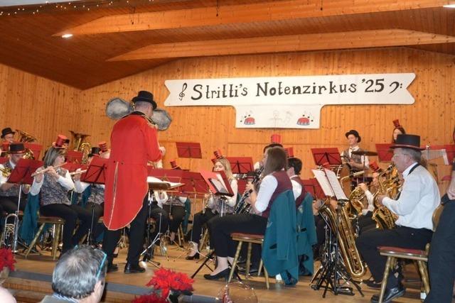 Jahreskonzert 2025 in H�g-Ehrsberg begeistert mit Stritti's Notenzirkus und Theaterst�ck
